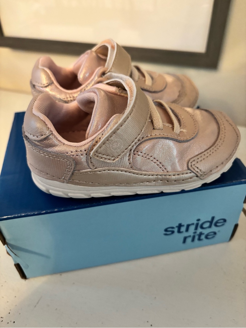 Stride Rite pink toddler shoe size 5.5, used